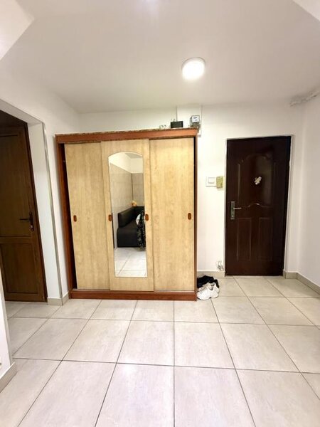 Oaza de liniste la 1 minut de Piata Rahova, 2 camere, etaj 2/8, renovat.